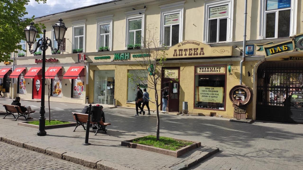 Квартира На Дерибасовcкой Odessa Esterno foto